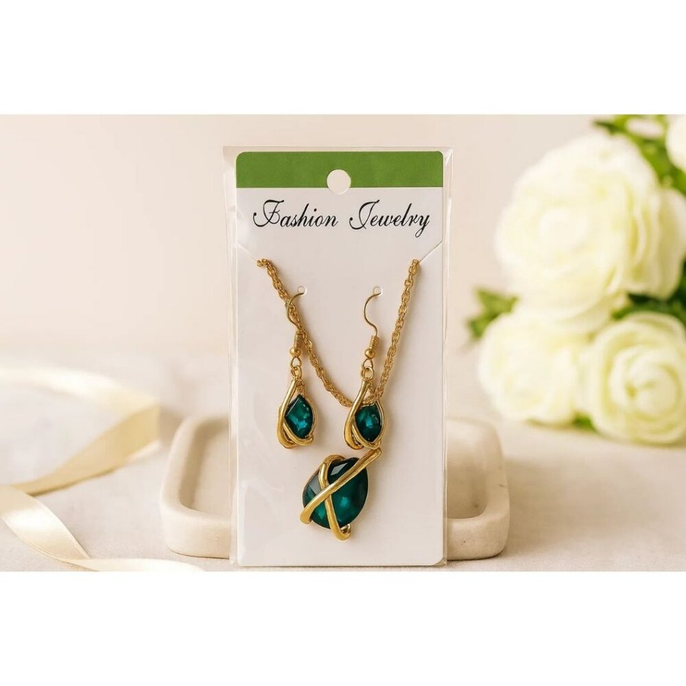 Crystal Pendant Necklace & Earrings Jewelry Set